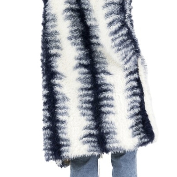 Plus Size Fur Coat - Picture 3 of 7